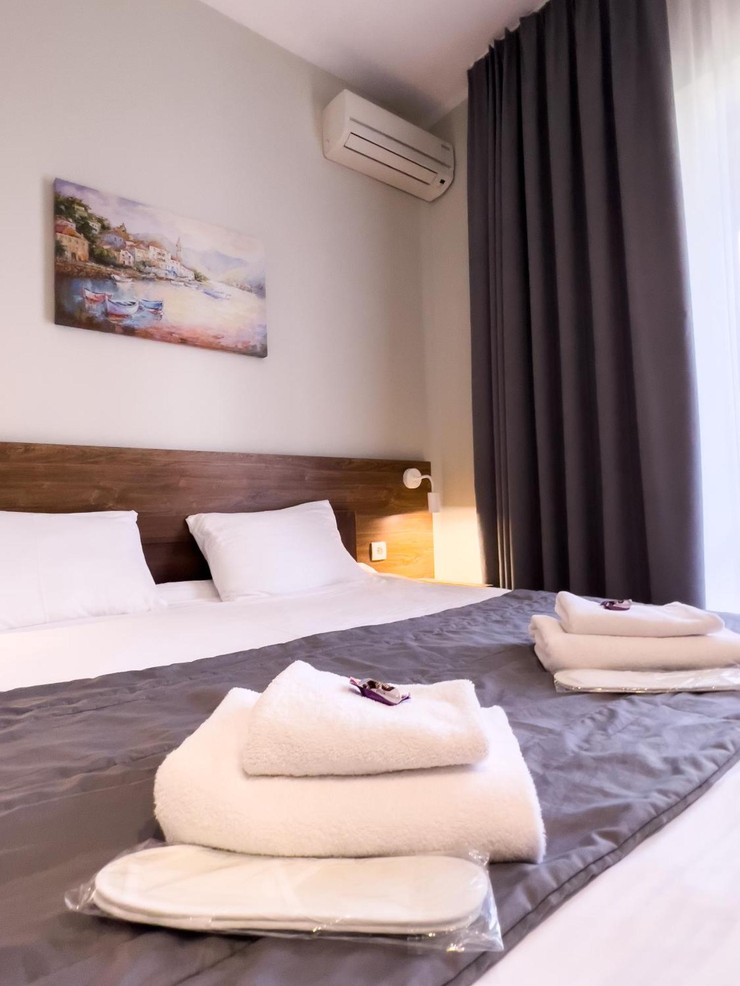 Nebos Hotel & Restaurant Ivano-Frankivsk Ngoại thất bức ảnh