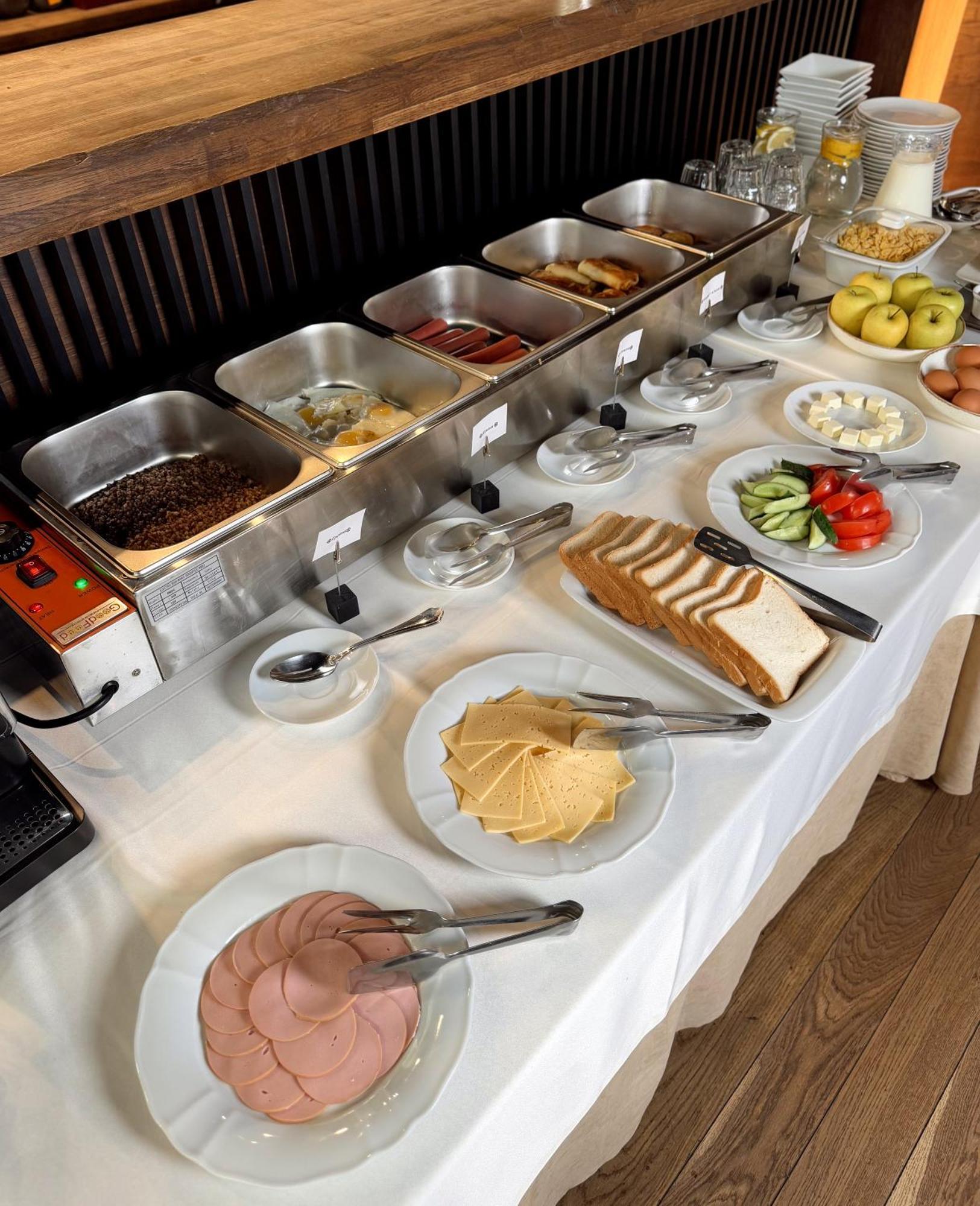 Nebos Hotel & Restaurant Ivano-Frankivsk Ngoại thất bức ảnh