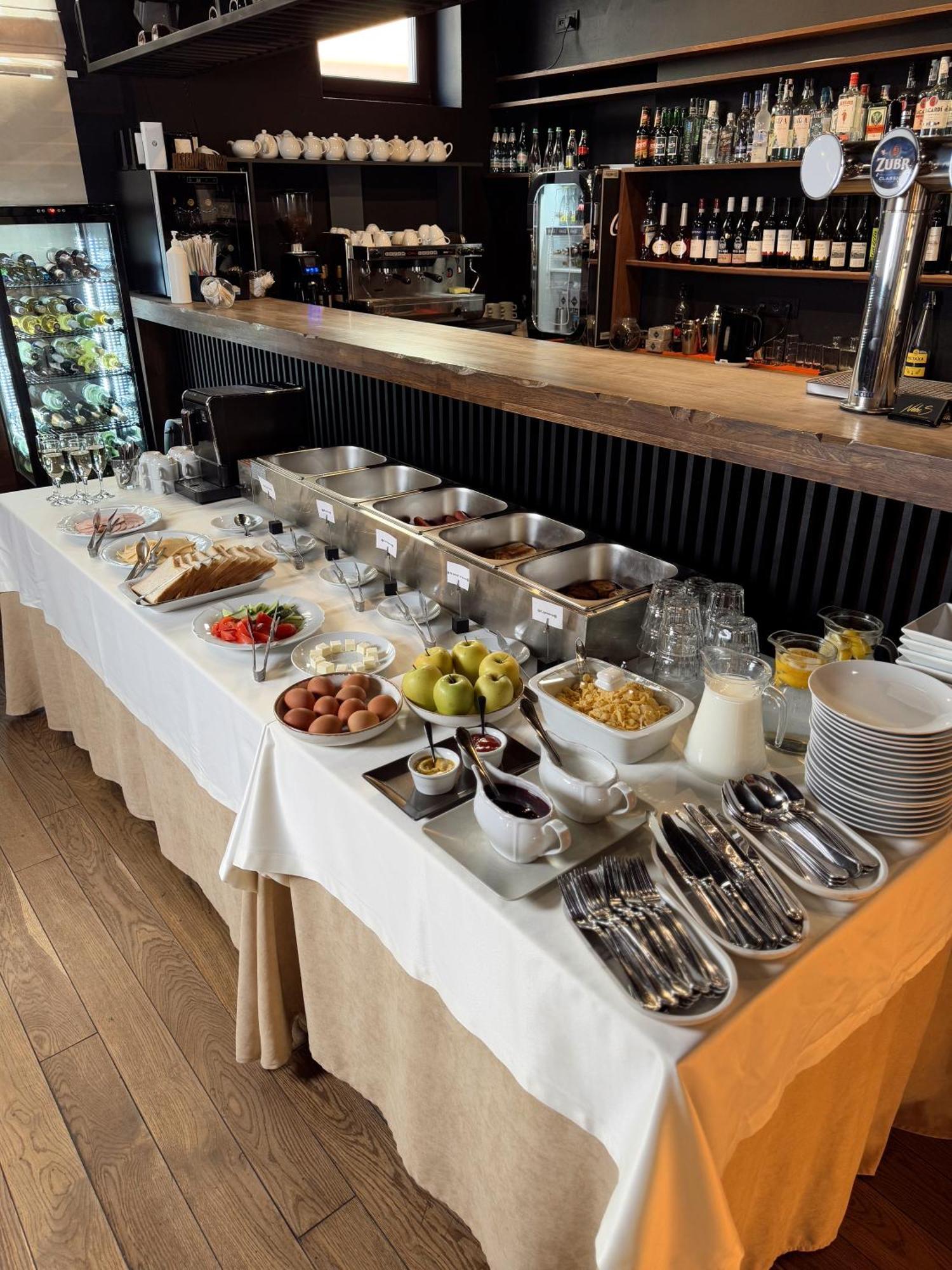 Nebos Hotel & Restaurant Ivano-Frankivsk Ngoại thất bức ảnh